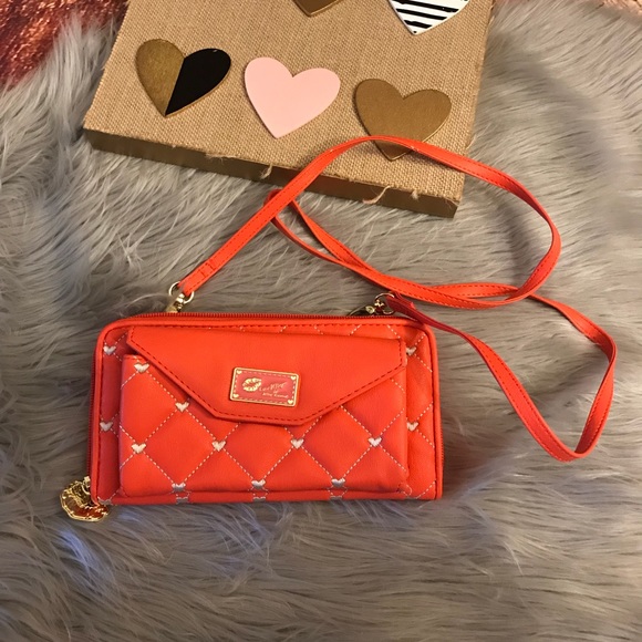 Betsey Johnson Handbags - Betsey Johnson cross body